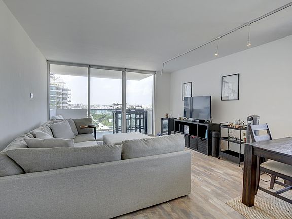 2nd image of 1200 West Ave APT 1216