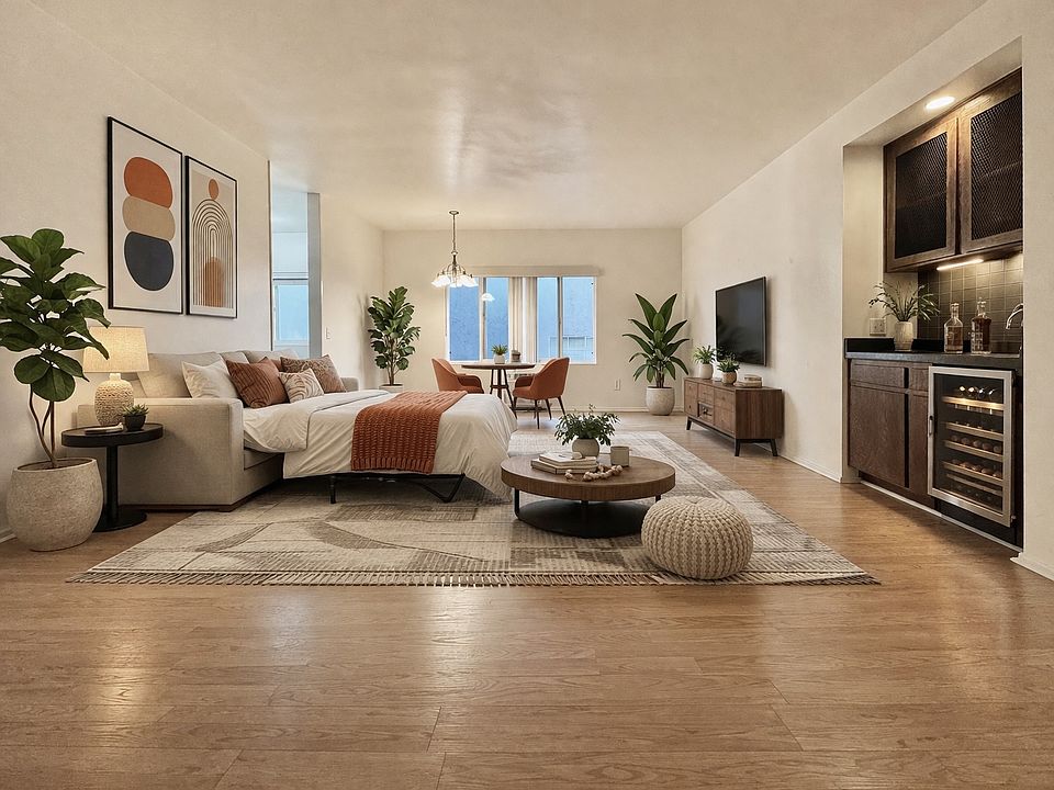 1st image of 1743 Glendon Ave APT 102