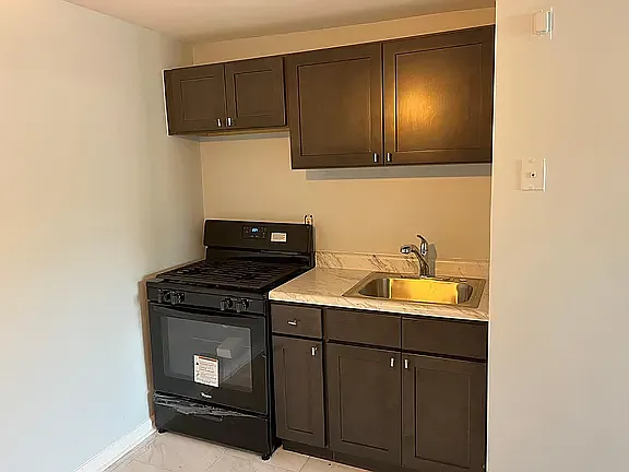 5846 N Marvine St #B-8 — Photo 4