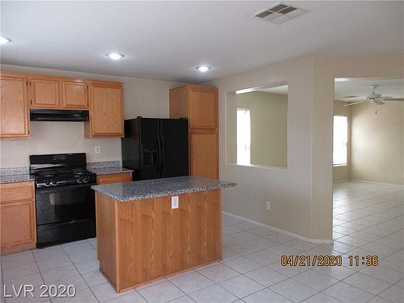 4th image of 8328 Transvaal Blue St