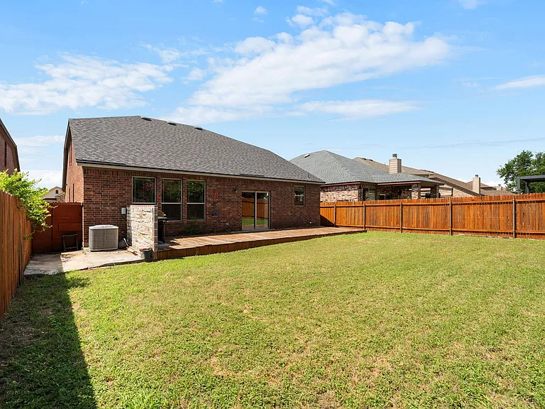 1244 Yellow Iris Rd — Photo 24