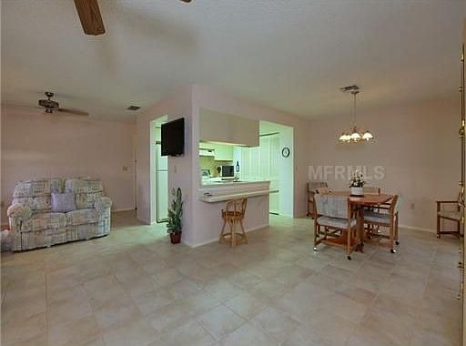 5th image of 331 Dante Dr #331