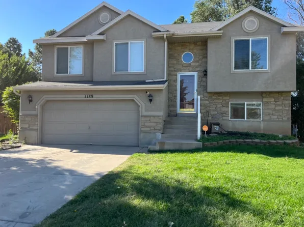 1189 W 1000 N, Clinton, UT 84015