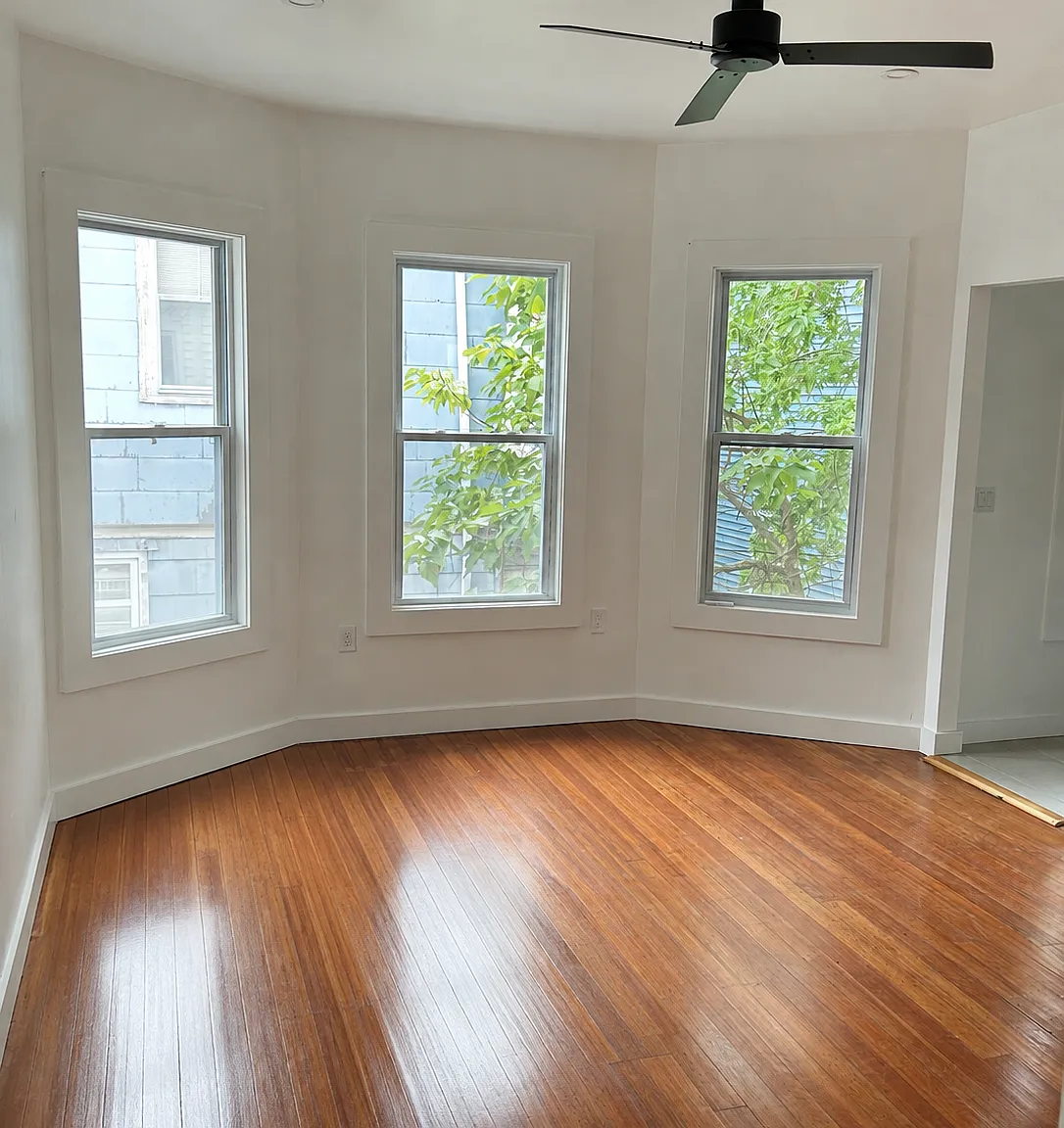3 bed, $3,100 — Photo 3