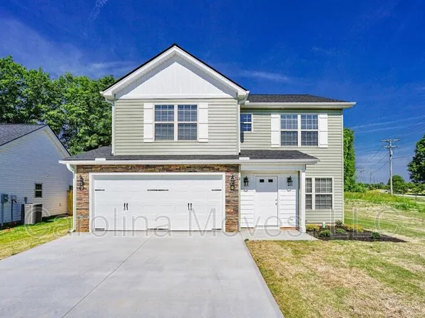 2 Lockeland Park Dr, Simpsonville, SC 29681