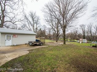 4305 SW 5th St, Des Moines, IA 50315