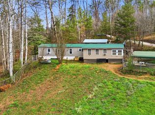1344 Brookhaven Ln, Blue Ridge, GA 30513