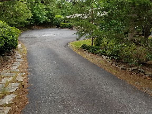 entrance off hooper creek