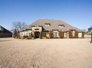 6444 N Indigo Trl, Owasso, OK 74055
