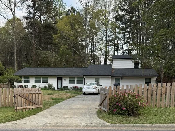 3785 Somerset Dr SW, Marietta, GA 30064