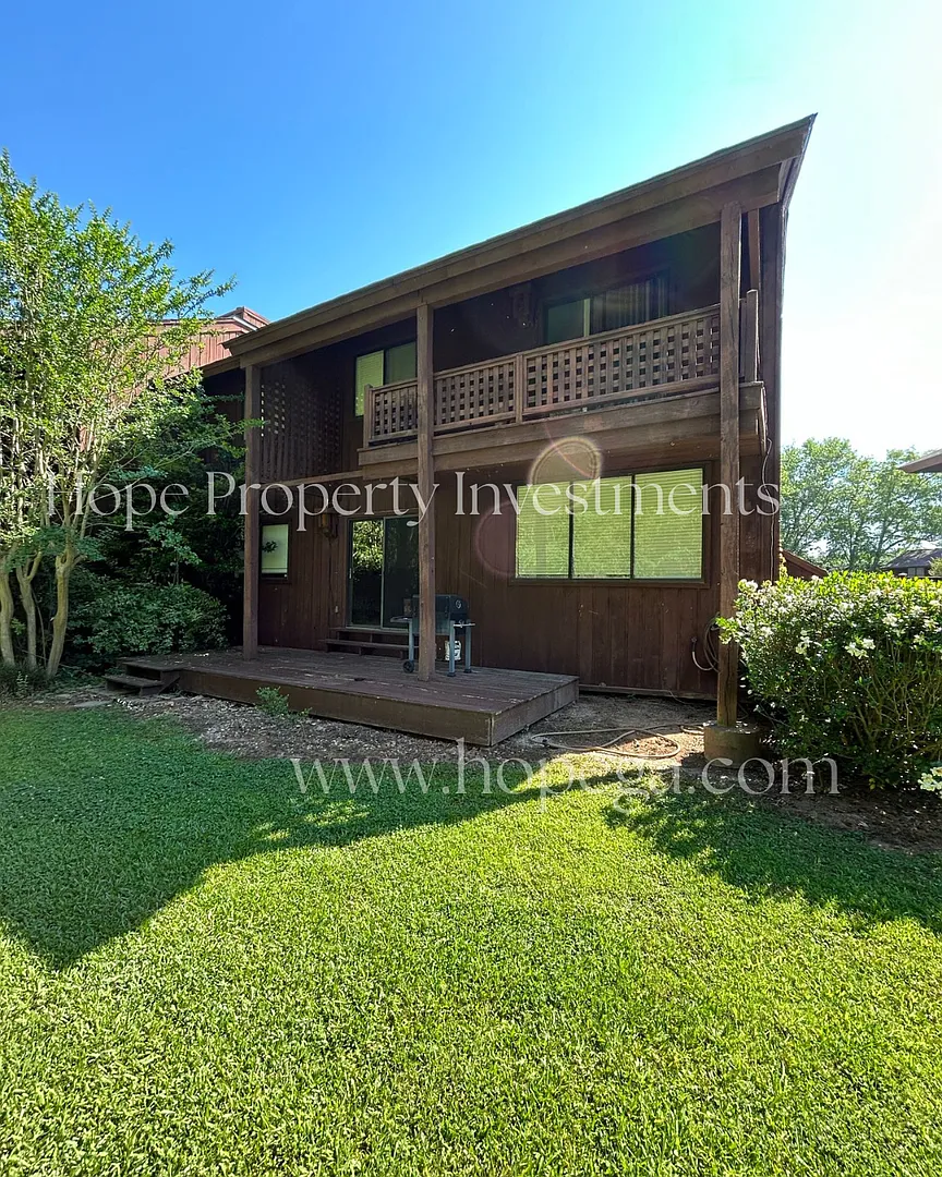 2 Northlake Circle Peachtree City Ga — Photo 2
