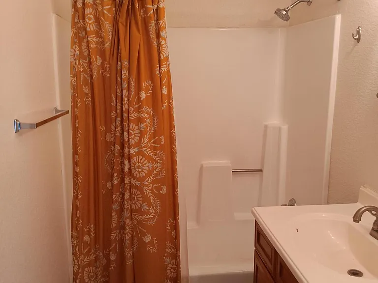 1620 E Cambridge Ave #14 — Photo 16