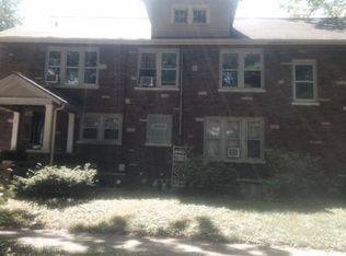 910 N Evans St, Bloomington, IL 61701