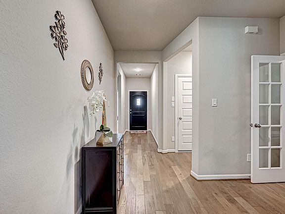 5th image of 7914 Euphonia Glade Ln