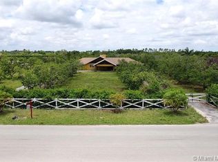 19415 SW 272nd St, Homestead, FL 33031