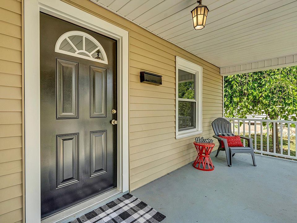 23 Lake Ave, Salem, VA 24153 Zillow