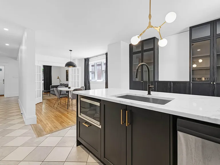 121 Hopewell Ave #B — Photo 1