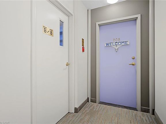3rd image of 1414 King St E #803