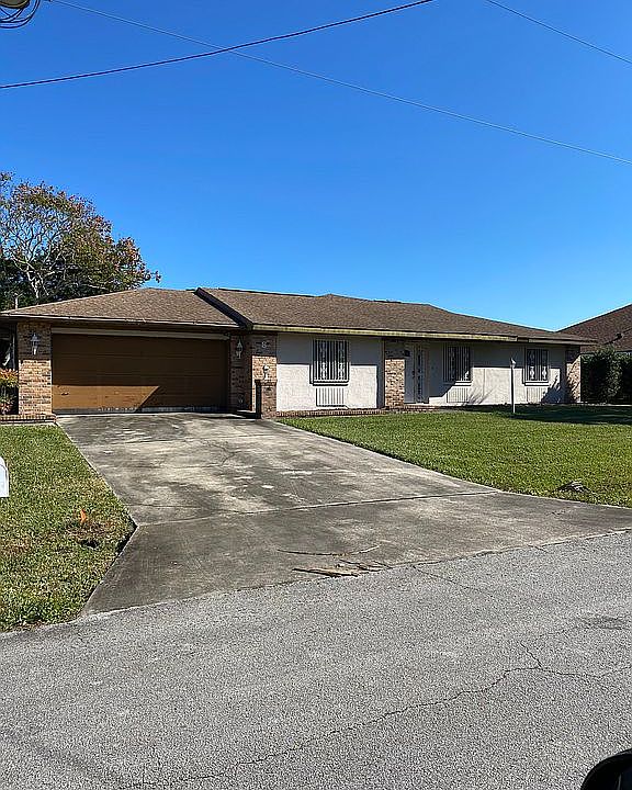 2nd image of 8 Curry Ct