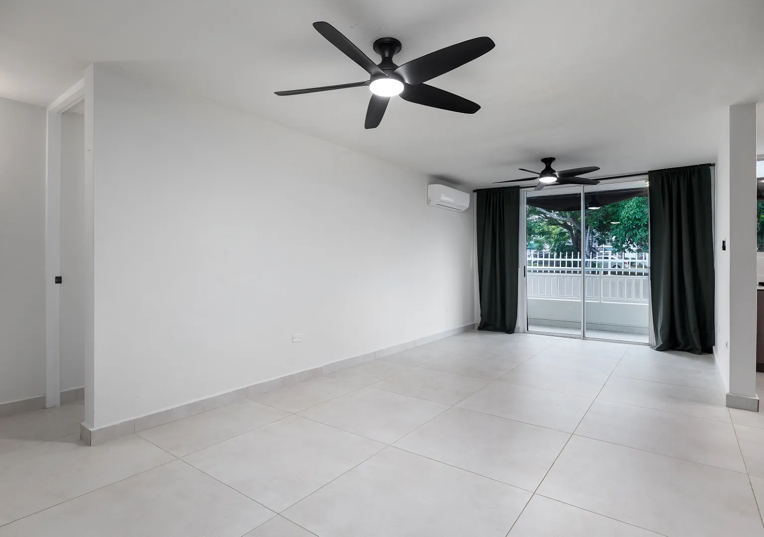 3 bed, 1200 sqft, $2,300 — Photo 3