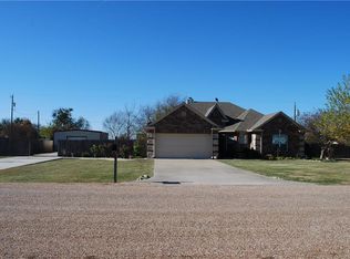 126 Continental Ln, Hillsboro, TX 76645
