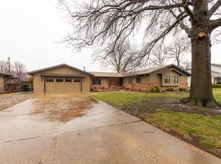 511 Queens Rd, Salina, KS 67401