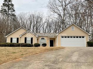 5915 Shadewater Dr, Cumming, GA 30041