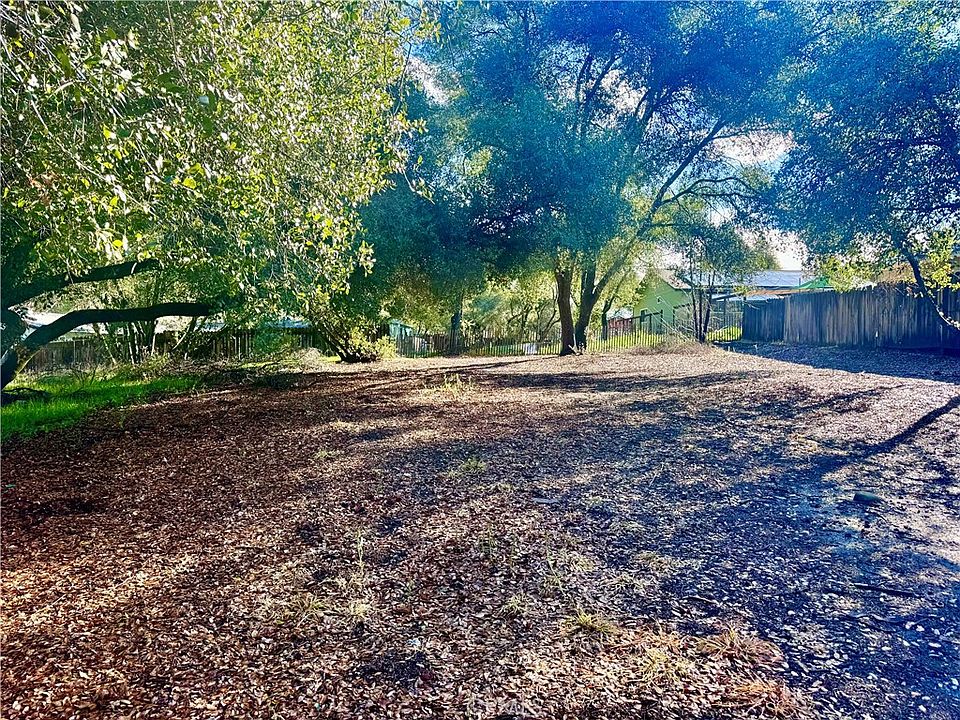 1st image of 3086 12th St
