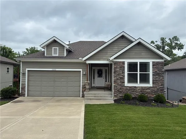 23152 W 126th St, Olathe, KS 66061