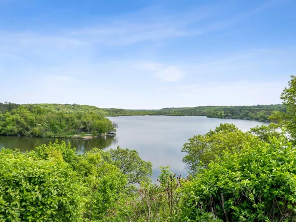 757 Mallalieu Dr, Hudson, WI 54016