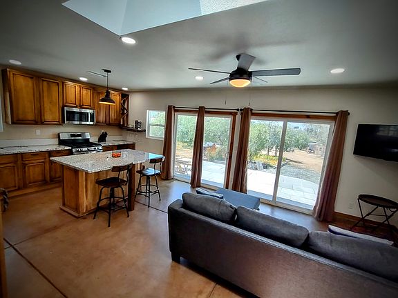 3rd image of 17479 Santa Rosa Mine Rd