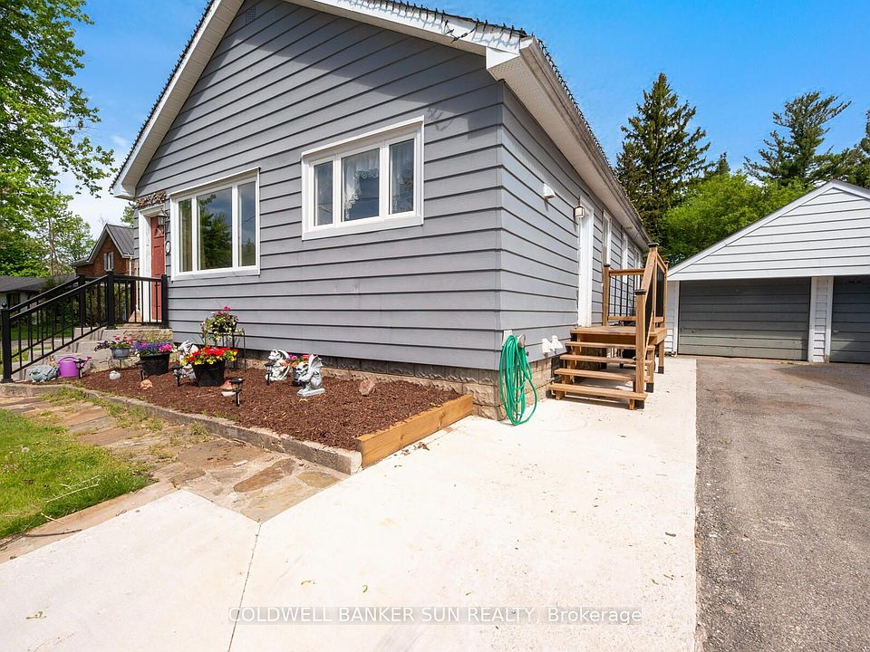 1st image of 20 Maple Ln #Basement