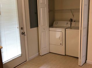 2626 Main St, Hurricane, WV 25526