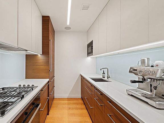 4th image of 380 Lenox Ave #9G