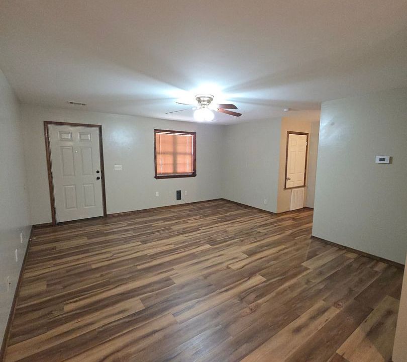 1st image of 716 S Greenwich Ave