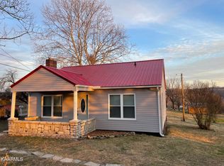 414 Lakeshore Dr, La Follette, TN 37766