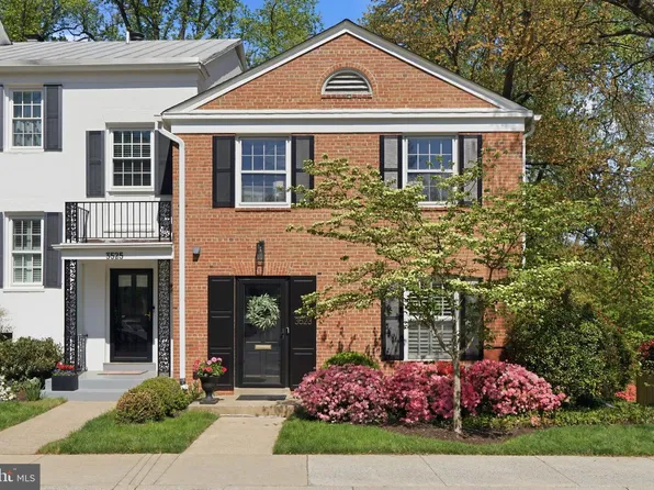 3523 Hamlet Pl #501, Chevy Chase, MD 20815