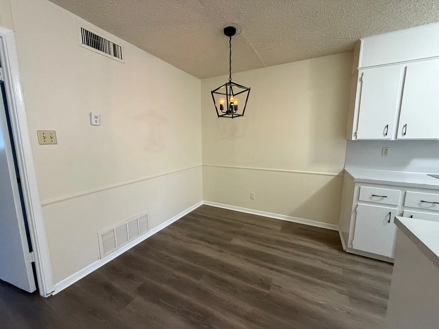 2902 Lake — Photo 3