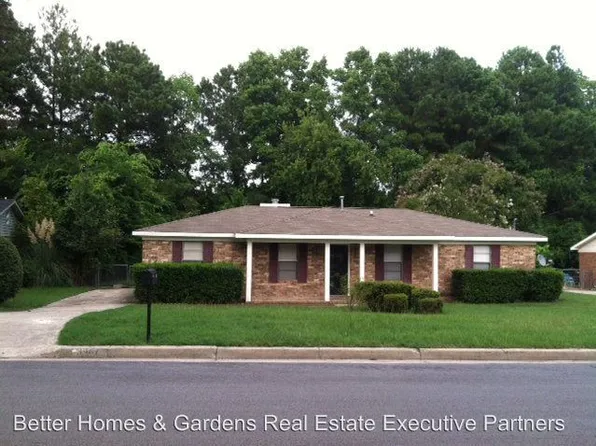 3967 Fairfax St, Martinez, GA 30907