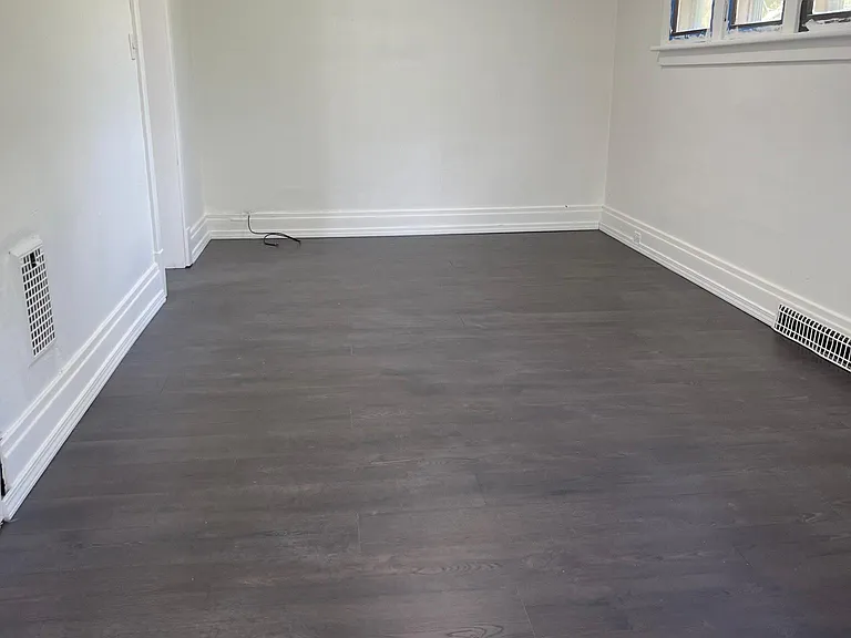 112 Schuele Ave #2 — Photo 3