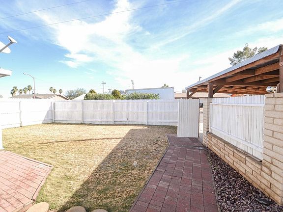 5th image of 2313 E Hillery Dr