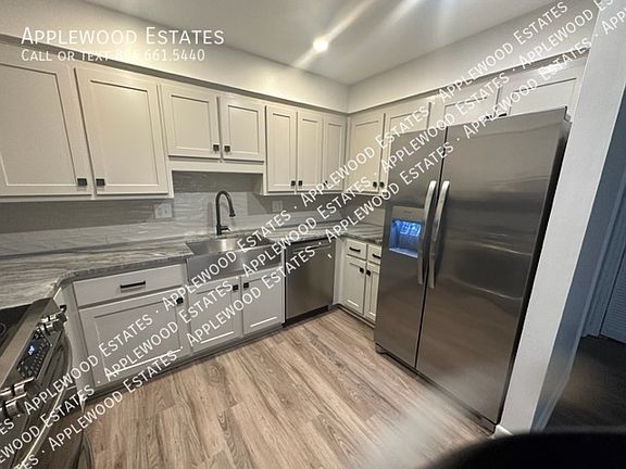 4th image of 221 Woodburn Club Ln #1