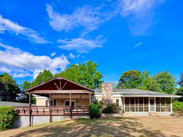 2070 Little Texas Rd, Travelers Rest, SC 29690