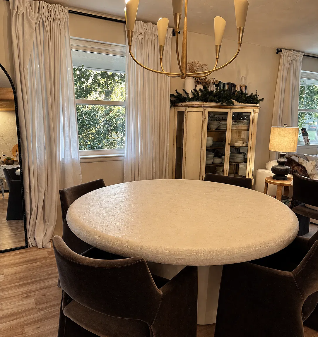 2 bed, 1200 sqft, $2,500 — Photo 2