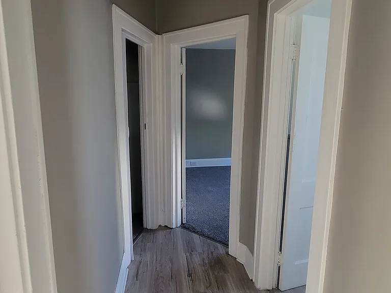 8502 Grand Division Ave #UP — Photo 18