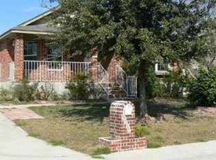 5210 Rains, Laredo, TX 78043