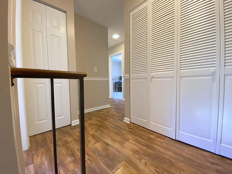 56 Woodlake Dr — Photo 10