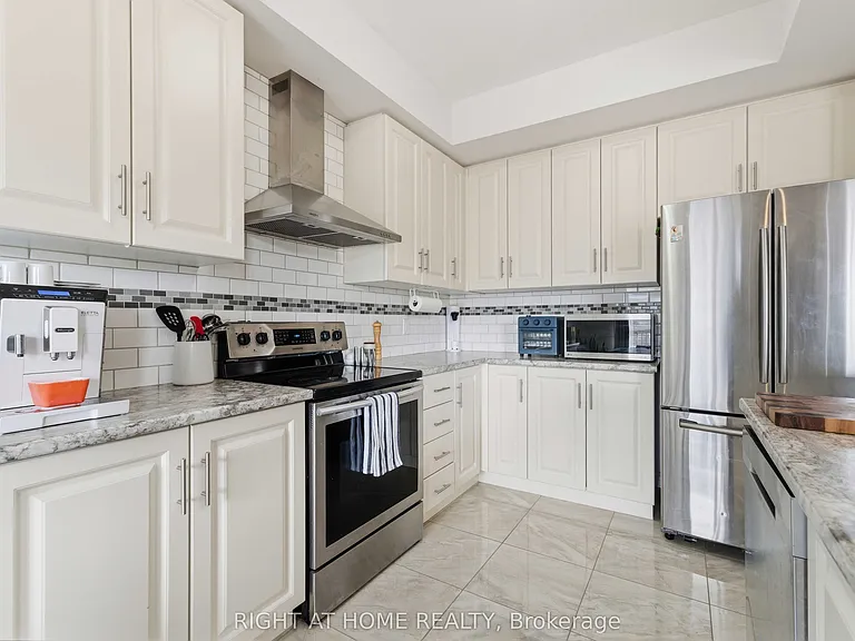 3859 Ryan Ave — Photo 20