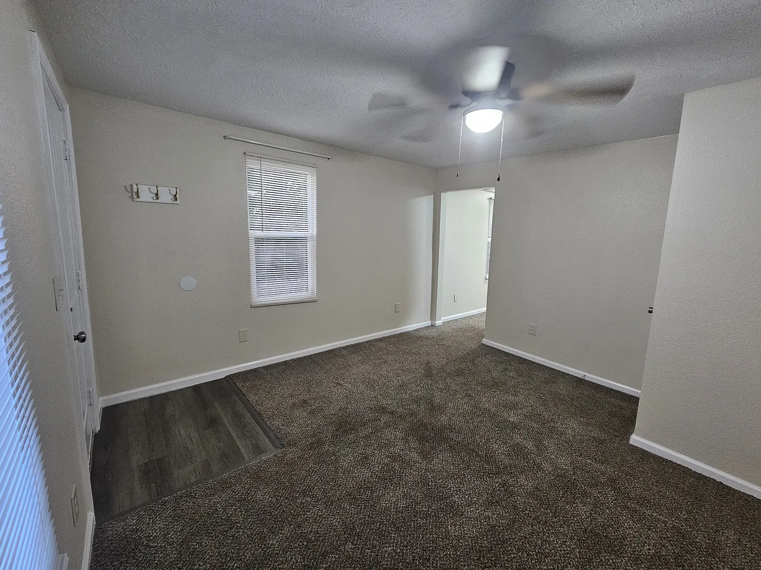 1359 E Blaine St — Photo 3