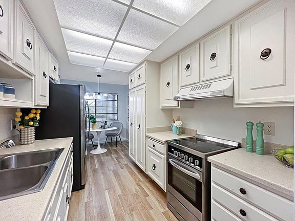 5th image of 5546 Cribari Cir